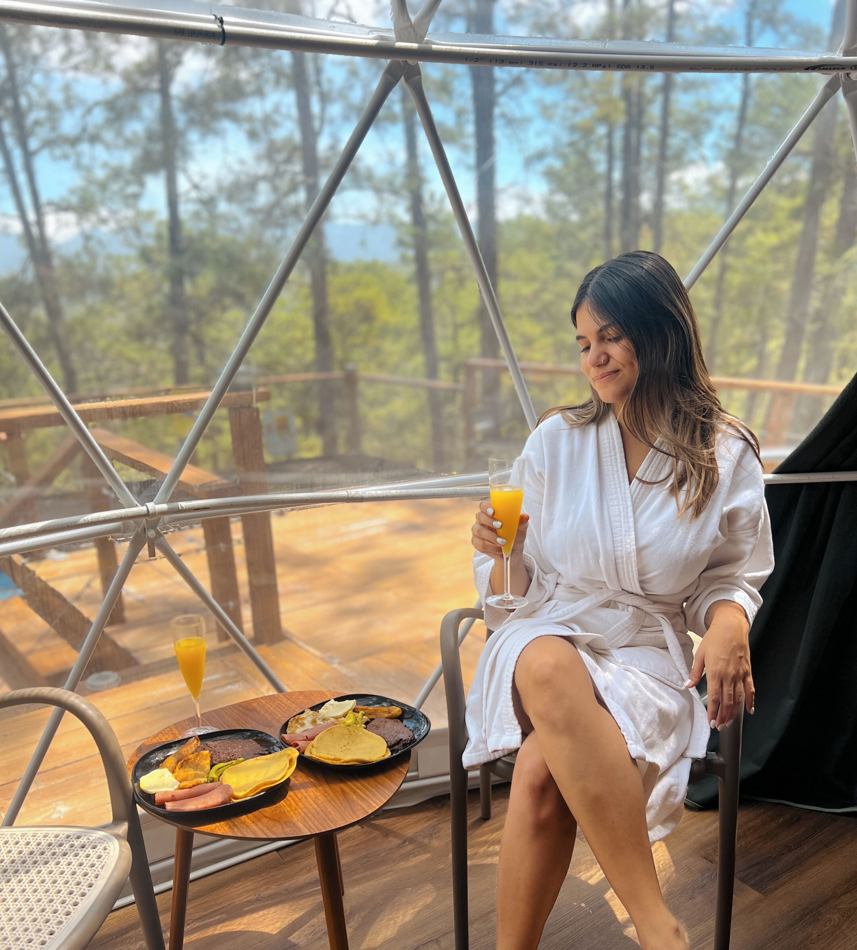 Tente Luxe, plusieurs lits, salle de bains privée, vue montagne