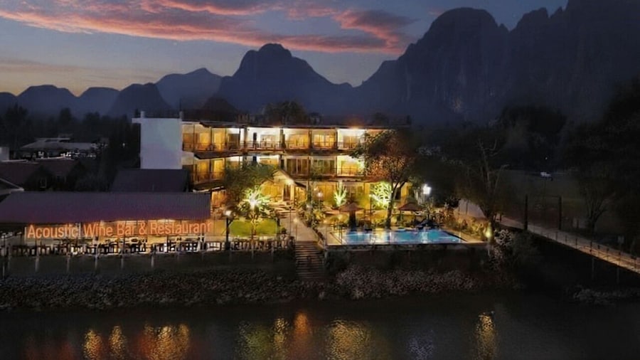 Intimate Riverside Resort