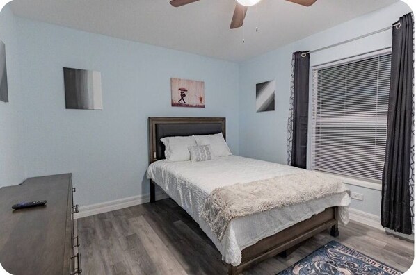Iron/ironing board, free WiFi, bed sheets