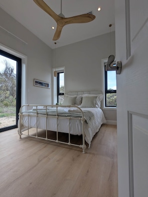 2 bedrooms, iron/ironing board, travel crib, free WiFi
