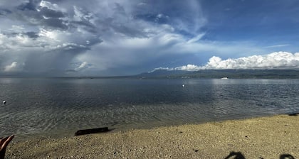 Peaceful 2BR Seaside Retreat in Santander, Cebu