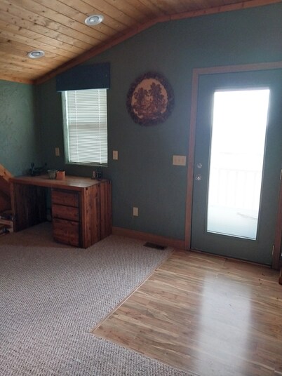 Wonderful 3-bedroom house in Boncarbo CO. Perfect for Hunters.