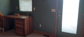 Wonderful 3-bedroom house in Boncarbo CO. Perfect for Hunters.