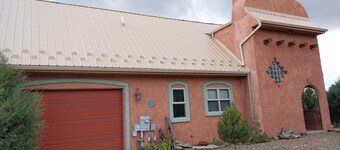 Wonderful 3-bedroom house in Boncarbo CO. Perfect for Hunters.