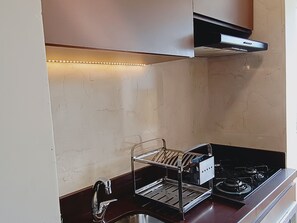 Microwave, oven, stovetop, dishwasher