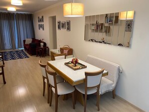 Dining - Your family in Canela Apartment designed for families: ideal location and comfort (Canela)