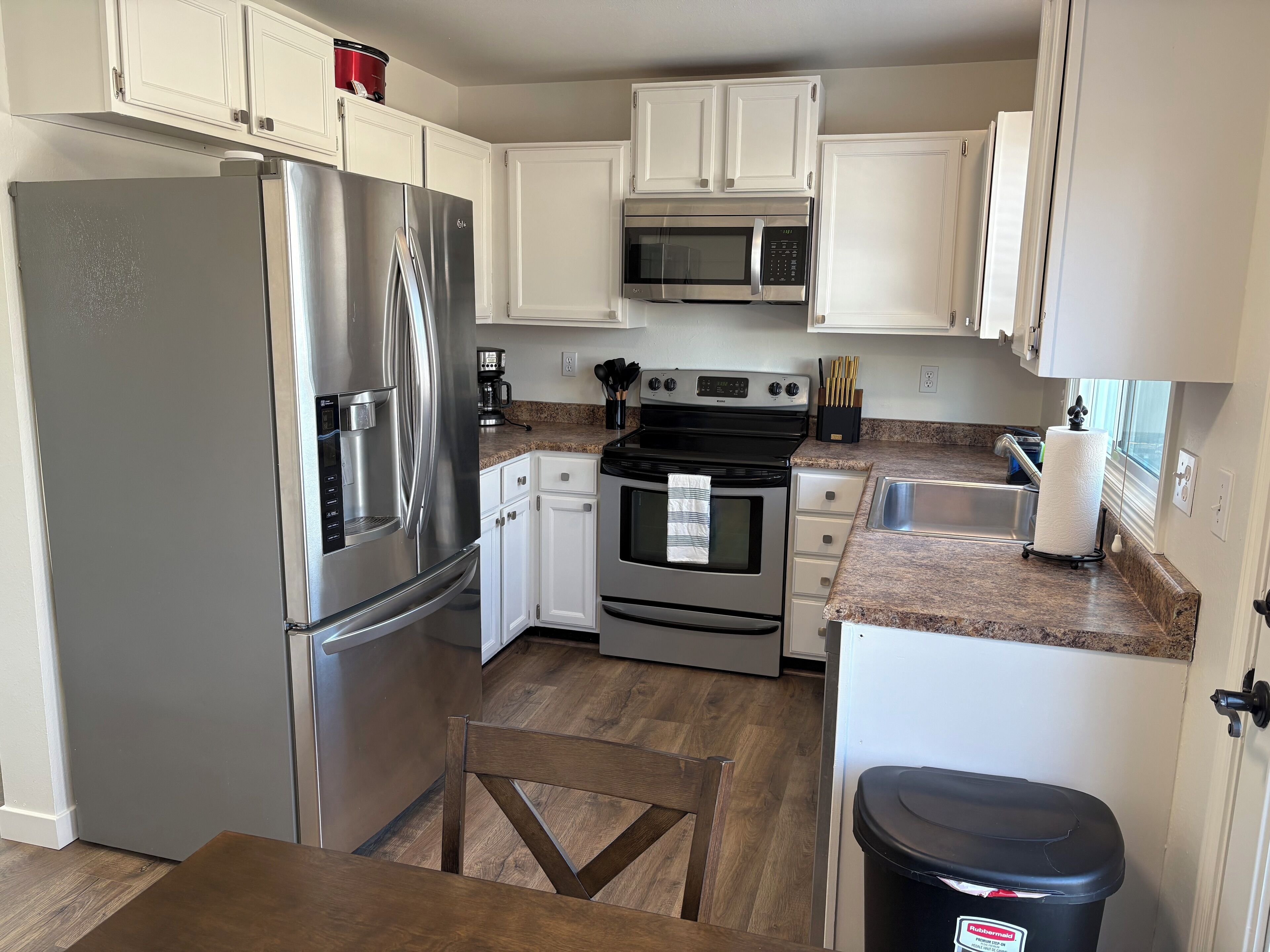 Microwave, oven, stovetop, dishwasher