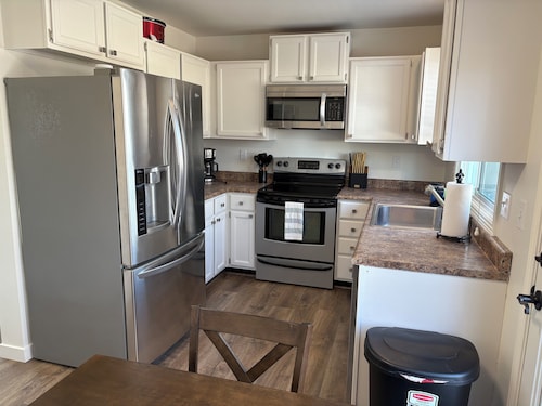 Coming for work?! Stay here!