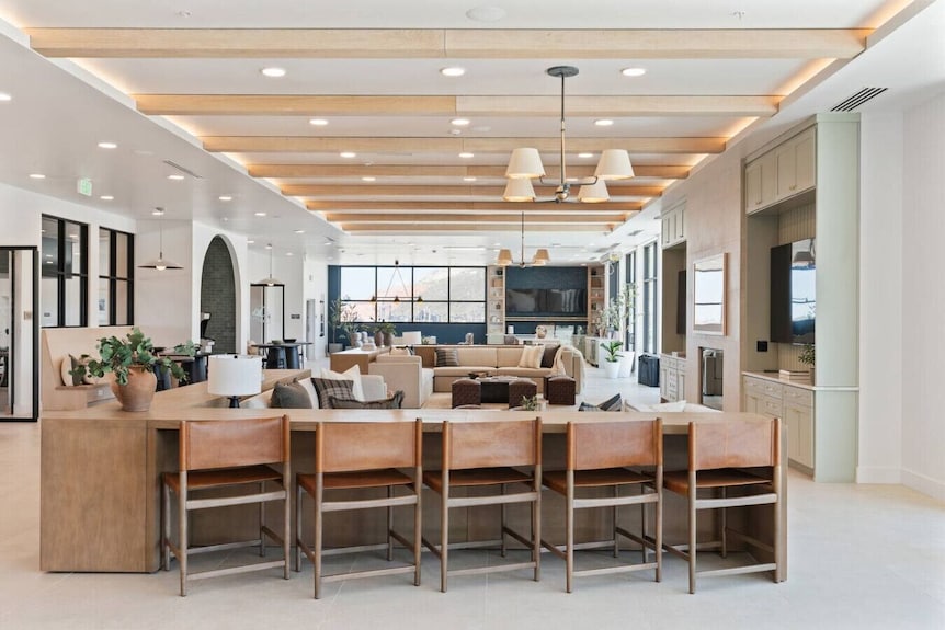 Deluxe 1br 1ba Stunning Amenities-pool, Htub, Gym+ - West Valley City, UT