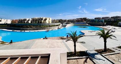 Modern 3BR Escape - Panoramic Lagoon & Sea View