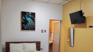 더블룸 또는 트윈룸, 시내 전망 | 책상, 노트북 작업 공간, 방음 설비, 다리미/다리미판