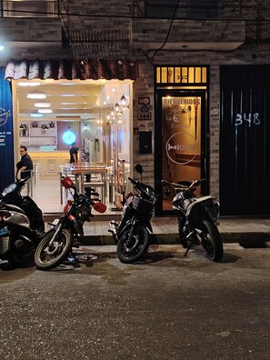 Front of property - EL ENCANTO HOTEL (Iquitos)