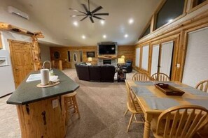 Interior - Salty Moose Lodge · Court, Grill, Near Ski Resort (Garden City)