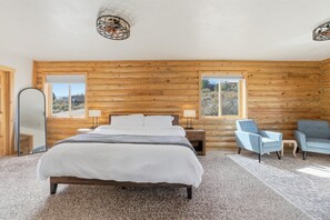 5 bedrooms, travel cot, free WiFi, bed sheets