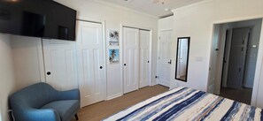 1 dormitorio, tabla de planchar con plancha, wifi gratis y ropa de cama