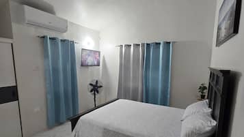 2 habitaciones, tabla de planchar con plancha, wifi y ropa de cama