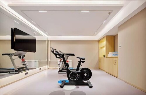 Home Inn (Zhaoyuan Fuqian Square Zhenhua)