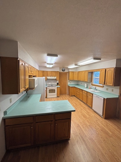 Home away from Home  3-bedroom house with AC in Rock Springs