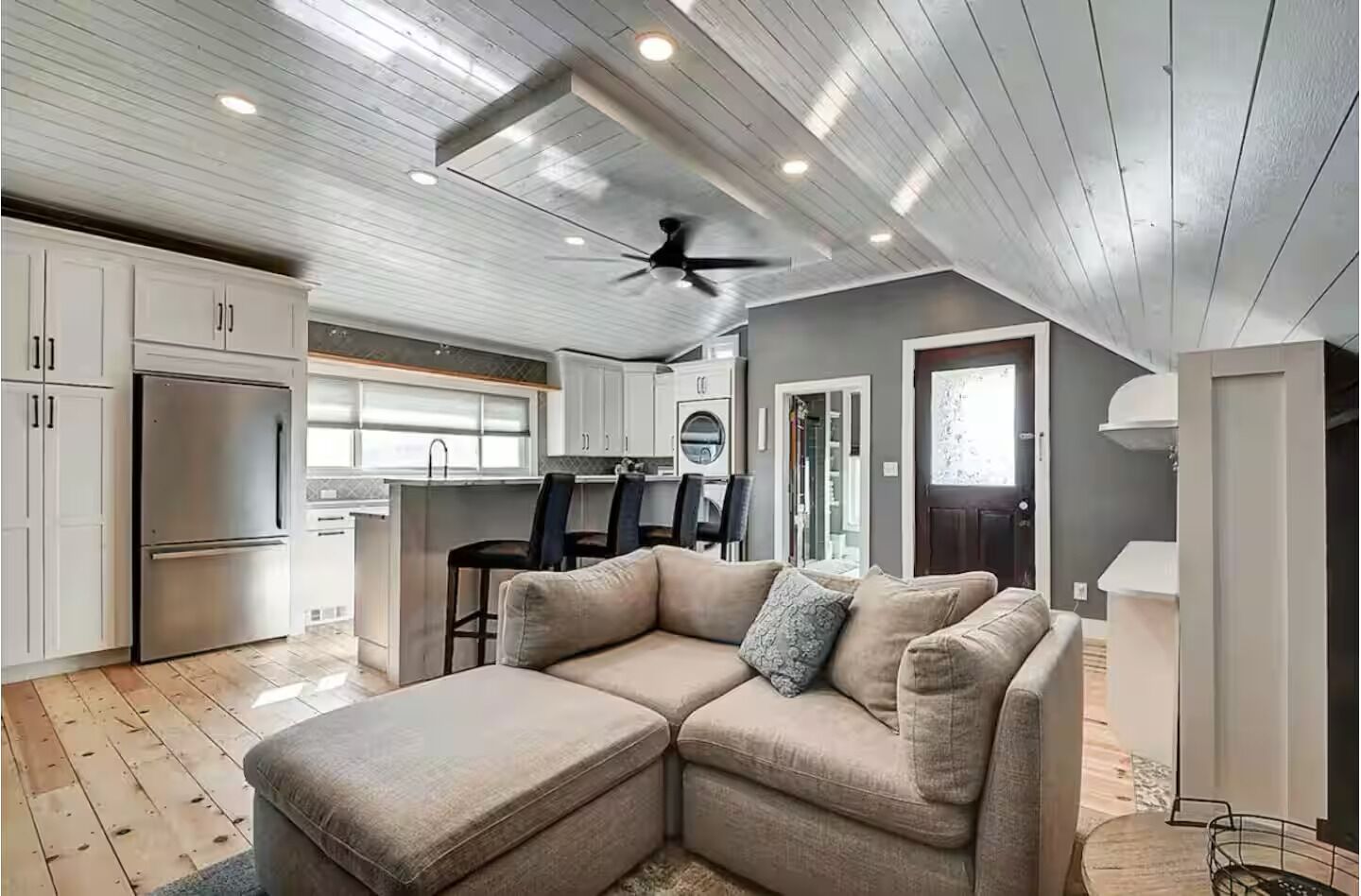 Smart-TV og stereoanlegg