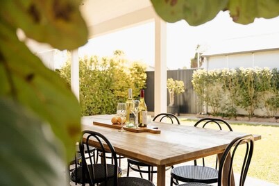 Pet Friendly 3 Bed Home w Workspace & Creek Views