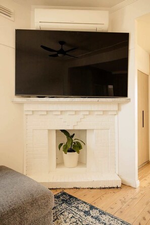 Télévision, espaces bureaux