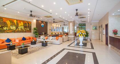 Sea Front Apartment & Spa Da Nang