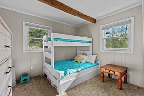 3 chambres, bureau, lit parapluie, Wi-Fi gratuit