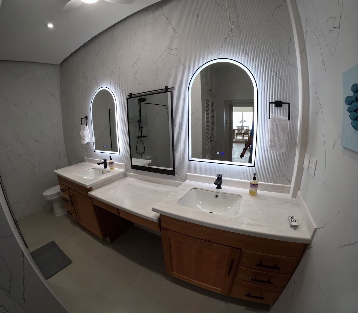 Shower, towels, toilet paper