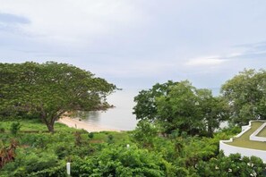 Property grounds - Pure Sunset Beach - Sunset Sea View Room (Sattahip)