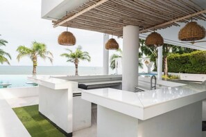 Unclassified image, 4 of 16, button - Pure Sunset Beach - Sunset Sea View Room (Sattahip)