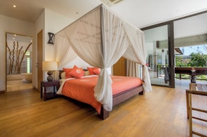 4 habitaciones, acceso a internet y ropa de cama