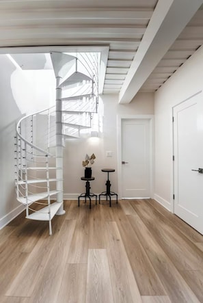 Interior - Indy's 1st Container Home- 3 car garage - Downtown (Indianapolis)