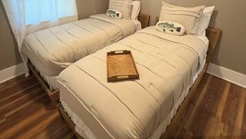 3 chambres, fer et planche Ă  repasser, Wi-Fi, draps fournis