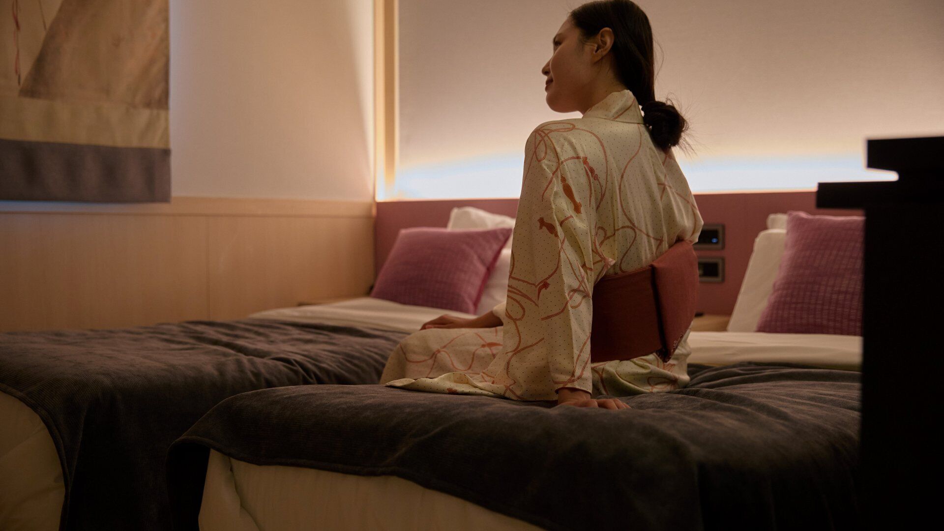 Plum blossom standard twin | Lydisolert, wi-fi (inkludert) og sengetøy