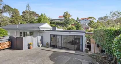 Charming Guest House in the Bays