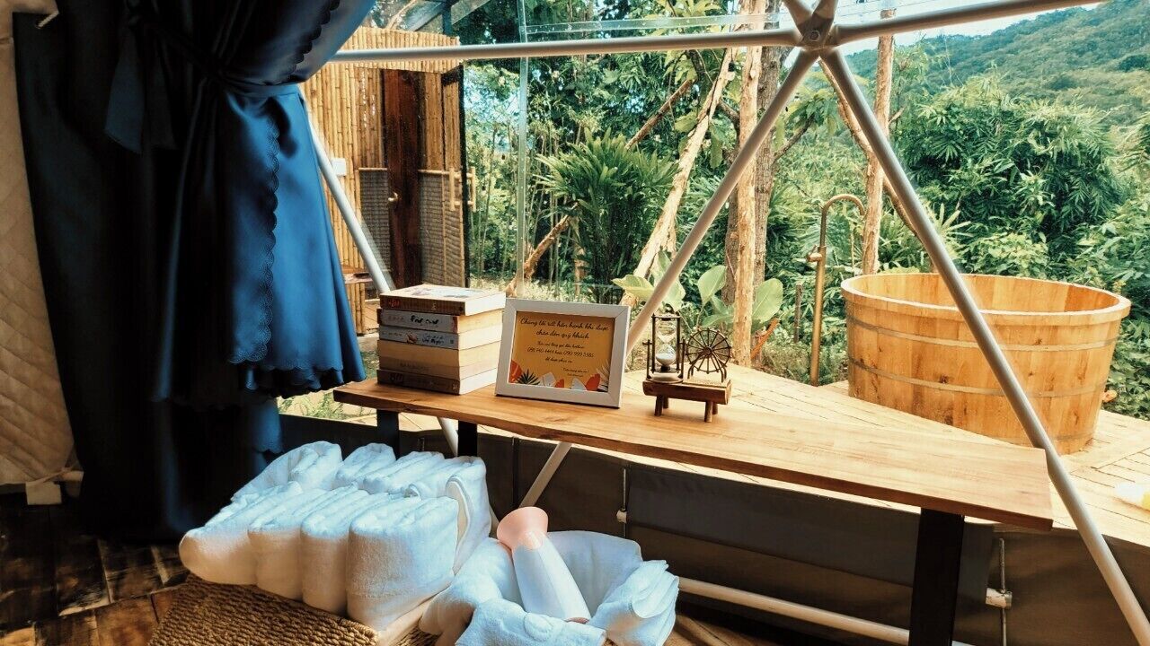 Family Tent, Patio, Garden View | Individually decorated, individually furnished, desk, soundproofing