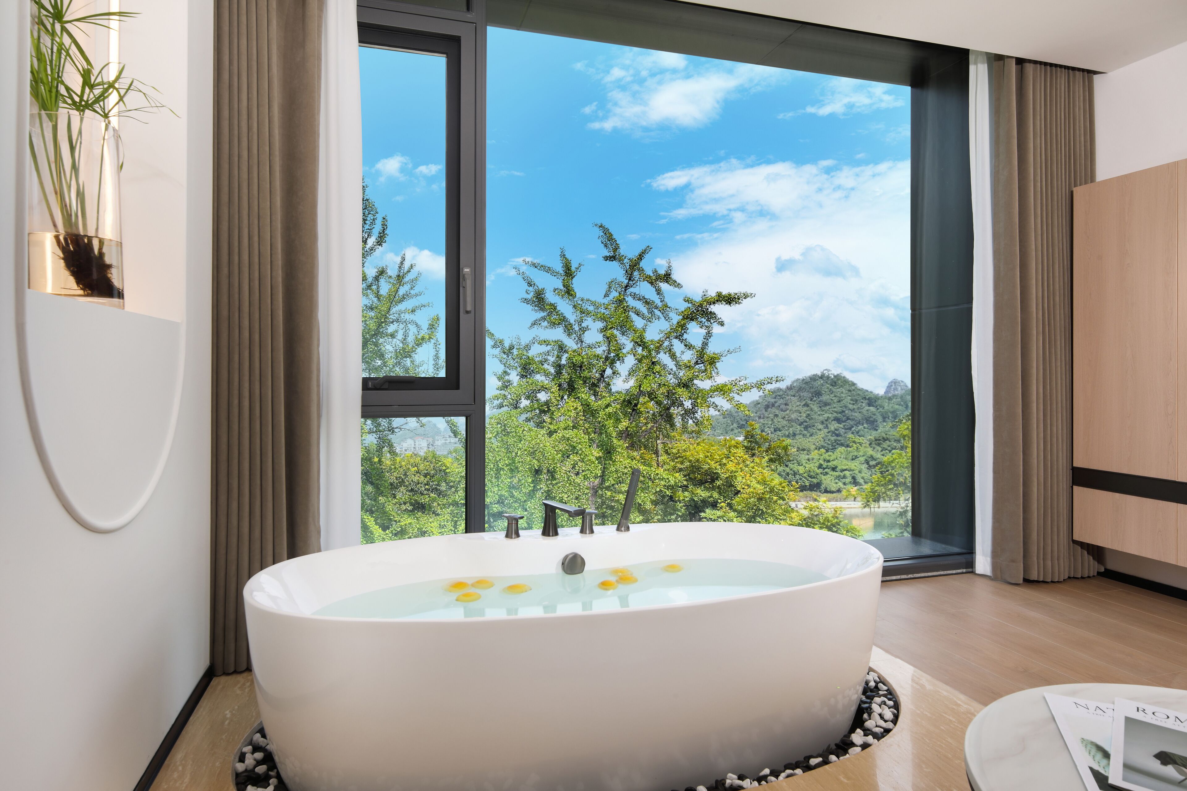 Romantic Double Room, Non Smoking, Pets Not Allowed | Blackout drapes, soundproofing, iron/ironing board, free WiFi