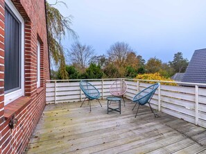 House | Terrace/patio