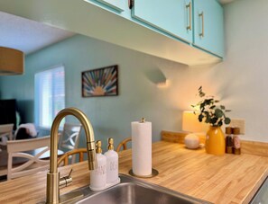 Dining - NEW Listing! Nights of Lights HOLIDAY Deals! Newly Renovated End Unit Townhome!! (St. Augustine)