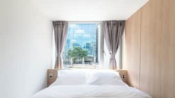 Premium bedding, desk, free WiFi, bed sheets