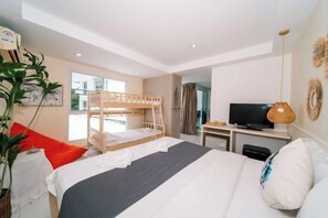 Cribs/infant beds - Catnip Seaside Hotel&Cafe (Phuket)