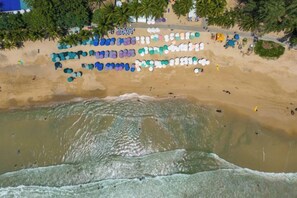 Beach - Catnip Seaside Hotel&Cafe (Phuket)