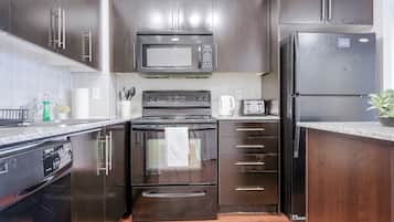 Microwave, oven, stovetop, dishwasher