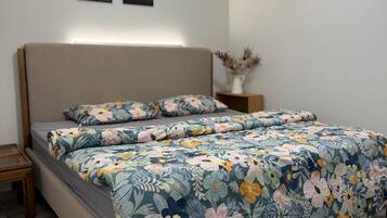 2 多间卧室、熨斗/熨衣板、免费 WiFi