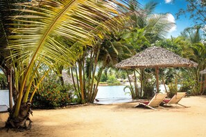 บริเวณภายนอก