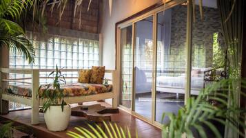 Coffres-forts dans les chambres, Wi-Fi gratuit