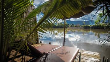 Habitación doble panorámica, 1 cama King size, aire acondicionado, vista al río | Caja de seguridad en la habitación y wifi gratis