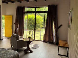 Deluxe Triple Room, Garden View