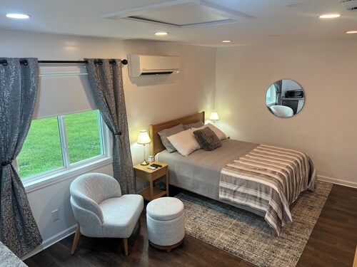 Cozy Accessible Studio Near Wake Forest & Downtown Winston-Salem