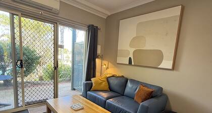 Weerona - Your Private Resort Villa Poolside